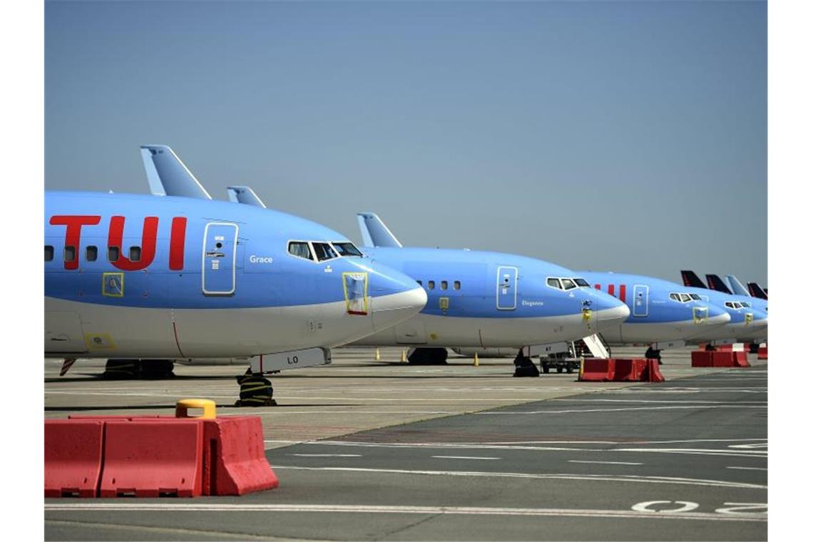 Der Reisekonzern TUI steht in den Startlöchern - bald soll es wieder nach Mallorca gehen. Foto: Eric Lalmand/BELGA/dpa