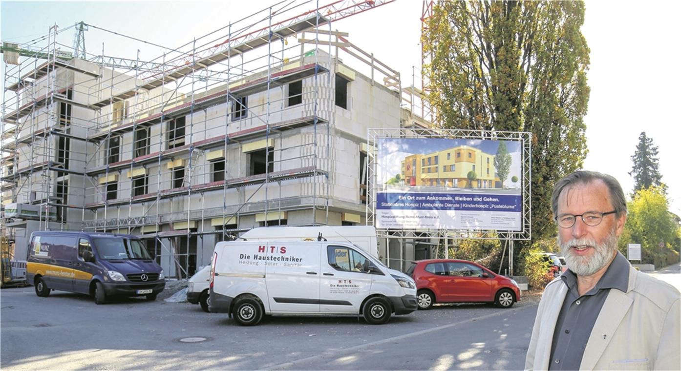 Neubau erhält noch eine Etage oben drauf Der Rohbau des neuen Hospizes ist sehr zur Freude von Hospizchef Heinz Franke bereits weit fortgeschritten. Die Aufstockung ist dennoch aus technischer Sicht kein Problem. Foto: A. Becher