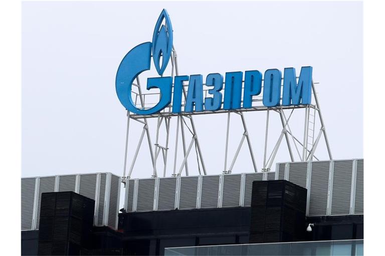 Der russische Energiekonzern Gazprom erfüllt, nach eigenen Angaben, weiterhin die vereinbarten Gaslieferungen. Foto: Stringer/dpa
