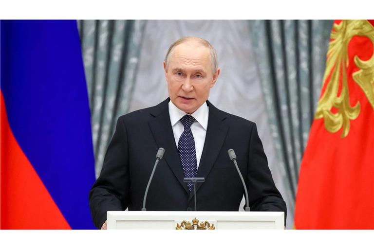 Der russische Präsident Wladimir Putin. Der Kreml will mit neuen finanziellen Anreizen weitere Kämpfer für seinen Krieg in der Ukraine anwerben (Archivfoto).