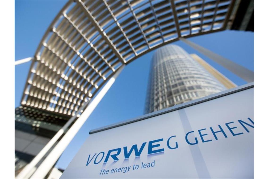 Der RWE Tower, die Zentrale des Energiekonzerns in Essen. Foto: Marcel Kusch/dpa