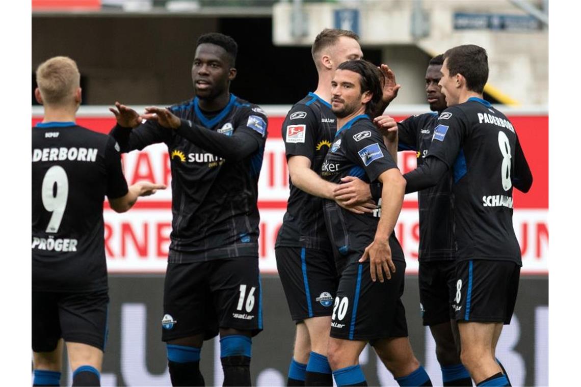 Der SC Paderborn feierte einen Heimsieg. Foto: Bernd Thissen/dpa