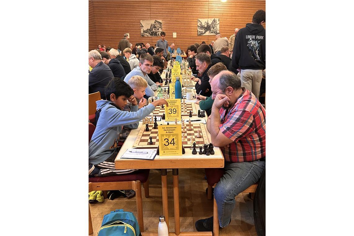 Der Schachboom ist ungebrochen: 288 Spieler gingen bei den  Deizisauer Herbst-Open an die Bretter. Foto: Kerstin Dannath