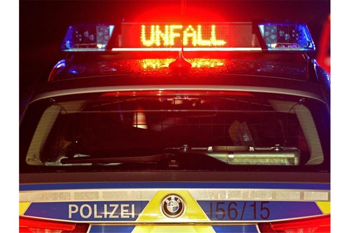 Junge Radfahrerin stirbt bei Unfall: Von Auto angefahren