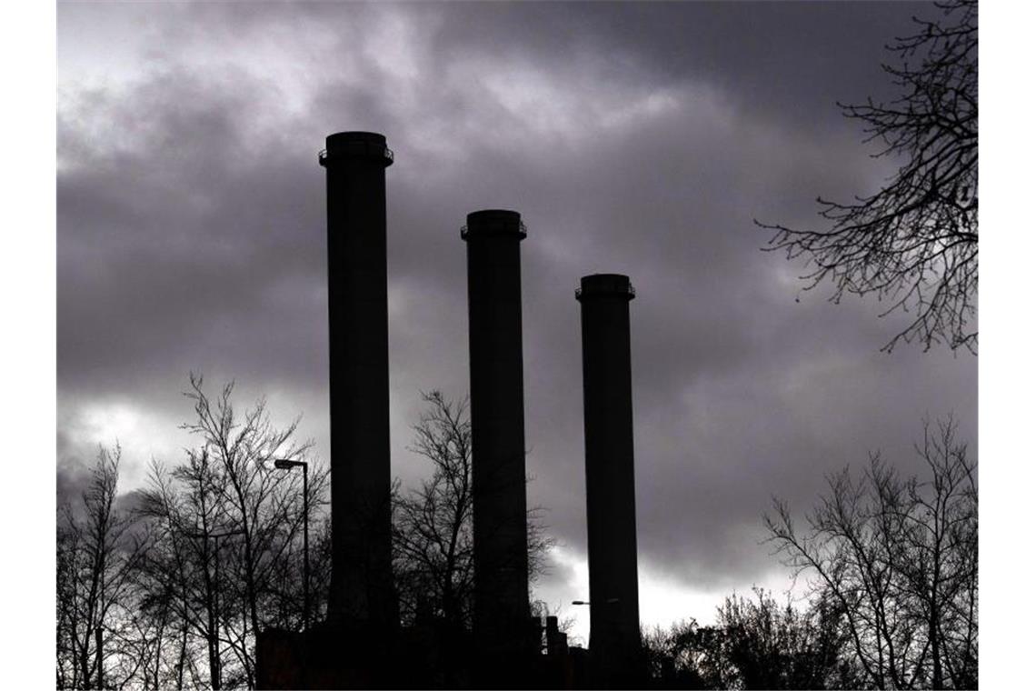 Vattenfall verdient dank höherer Strompreise mehr Der schwedische Energieversorger Vattenfall hat zum Jahresstart einen höheren Gewinn einstreichen können. Foto: Paul Zinken/dpa-Zentralbild/dpa