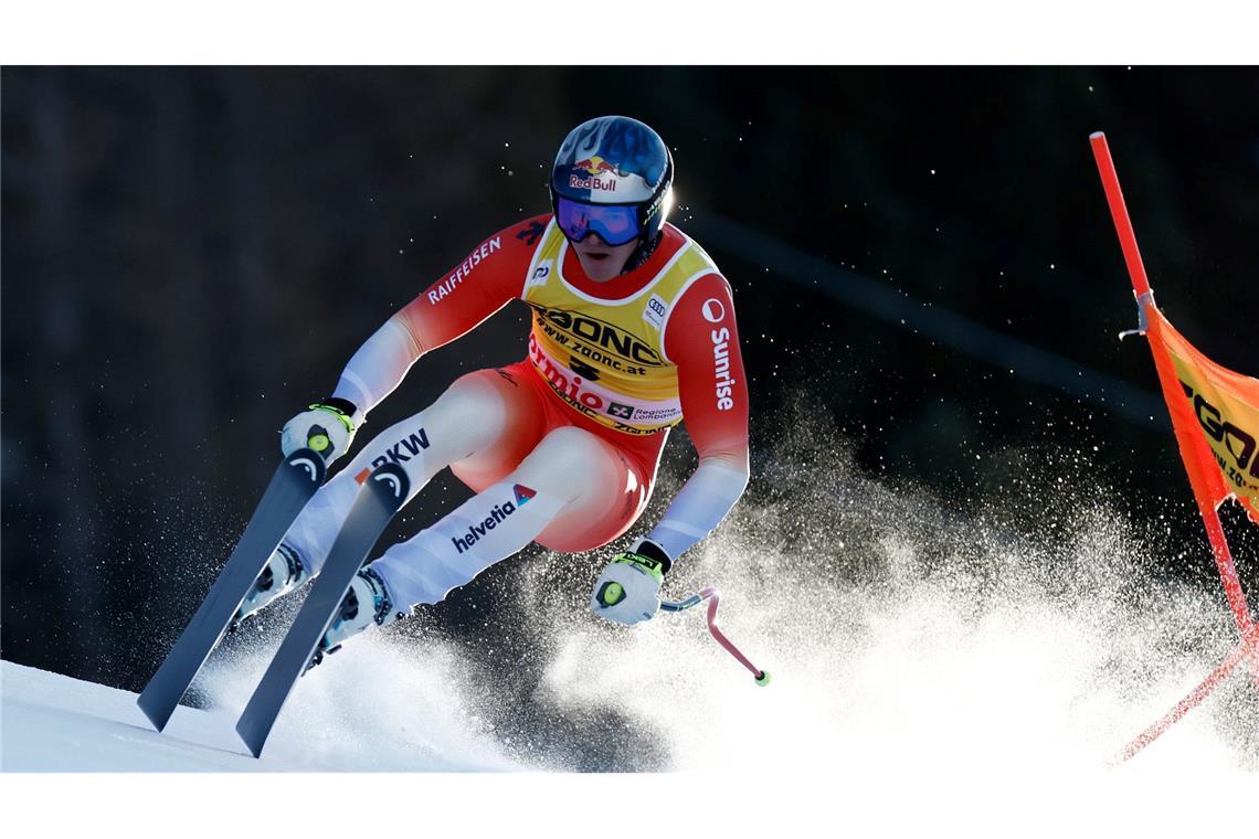 Schweizer Monney gewinnt Abfahrt in Bormio Der Schweizer Franjo von Allmen hat es auf das Podest geschafft.