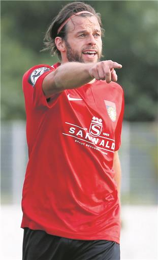 Der SG-Fußballer Timo Röttger beantwortet heute ab 19 Uhr Ihre Fragen. Foto: A. Becher