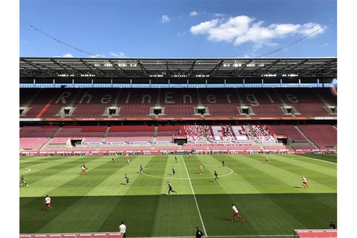 UEFA: Europa League in NRW, Königsklasse in Lissabon Der Sieger der Europa League wird in Köln gekürt. Foto: Holger Schmidt/dpa