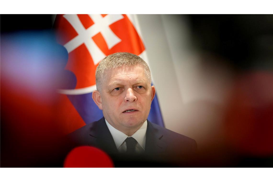 Slowakei gibt Blockade neuer Russland-Sanktionen der EU auf Der slowakische Ministerpräsident Robert Fico droht mit einem Veto gegen das geplante 18. EU-Sanktionspaket gegen Russland. (Archivbild)