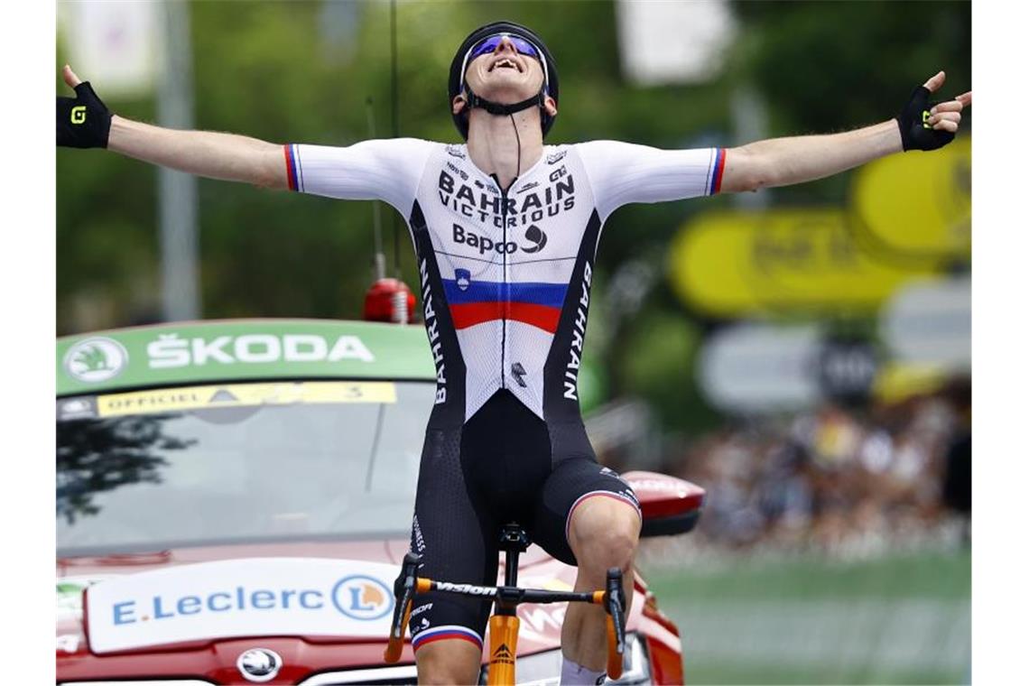 Schwarzer Tag für Roglic - Gelber Traum für van der Poel Der Slowene Matej Mohoric gewann die siebte Etappe. Foto: Pool Luca Bettini/BELGA/dpa