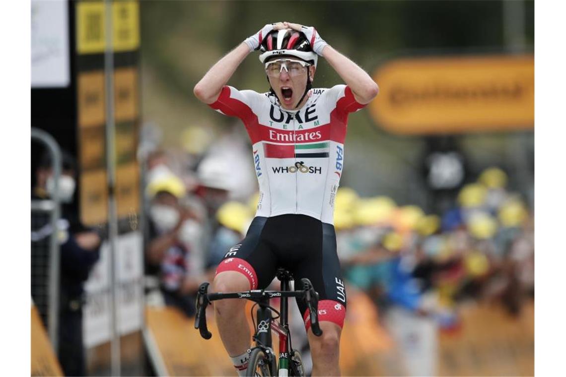 Der Slowene Tadej Pogacar gewann die neunte Tour-Etappe. Foto: Benoit Tessier/Pool Reuters/AP/dpa