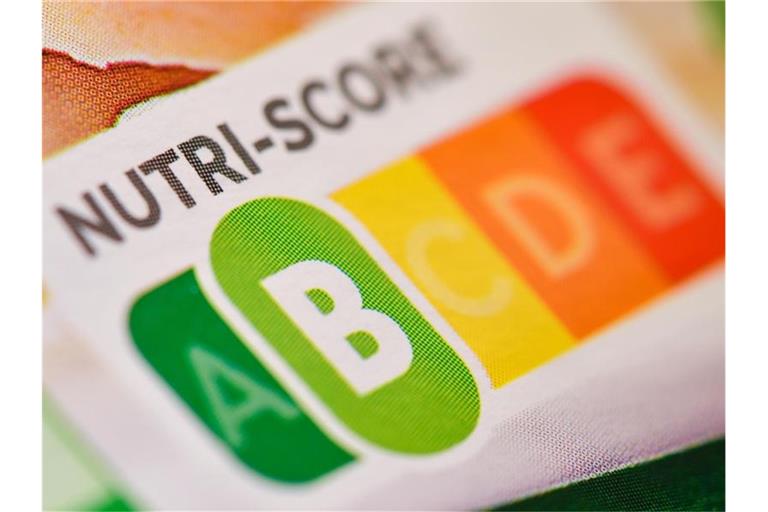 Der sogenannte „Nutri-Score“, eine farbliche Nährwertkennzeichnung, auf einem Fertigprodukt. Foto: Patrick Pleul/dpa-Zentralbild/dpa