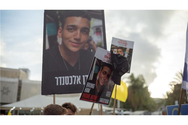 Der Soldat Edan Alexander wurde am 7. Oktober 2023 während des Hamas-Massakers von einem Militärstützpunkt entführt.