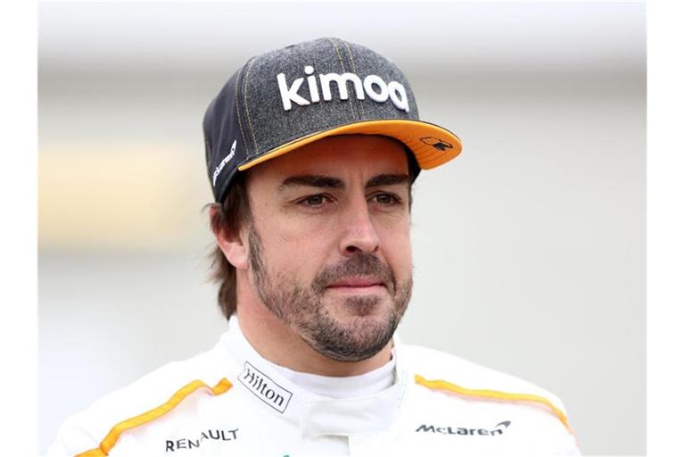 Der spanische Formel-1-Pilot Fernando Alonso hatte einen Fahrrad-Unfall. Foto: Tim Goode/PA Wire/dpa