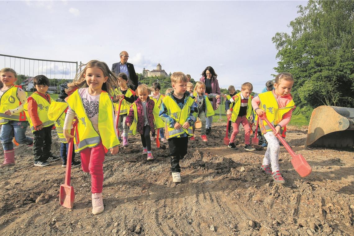 Der Spatenstich für den Neubau des Kindergartens Burgblick wurde schon gesetzt. Der Umzug der Kinder soll im Sommer 2020 erfolgen. Foto: A. Becher