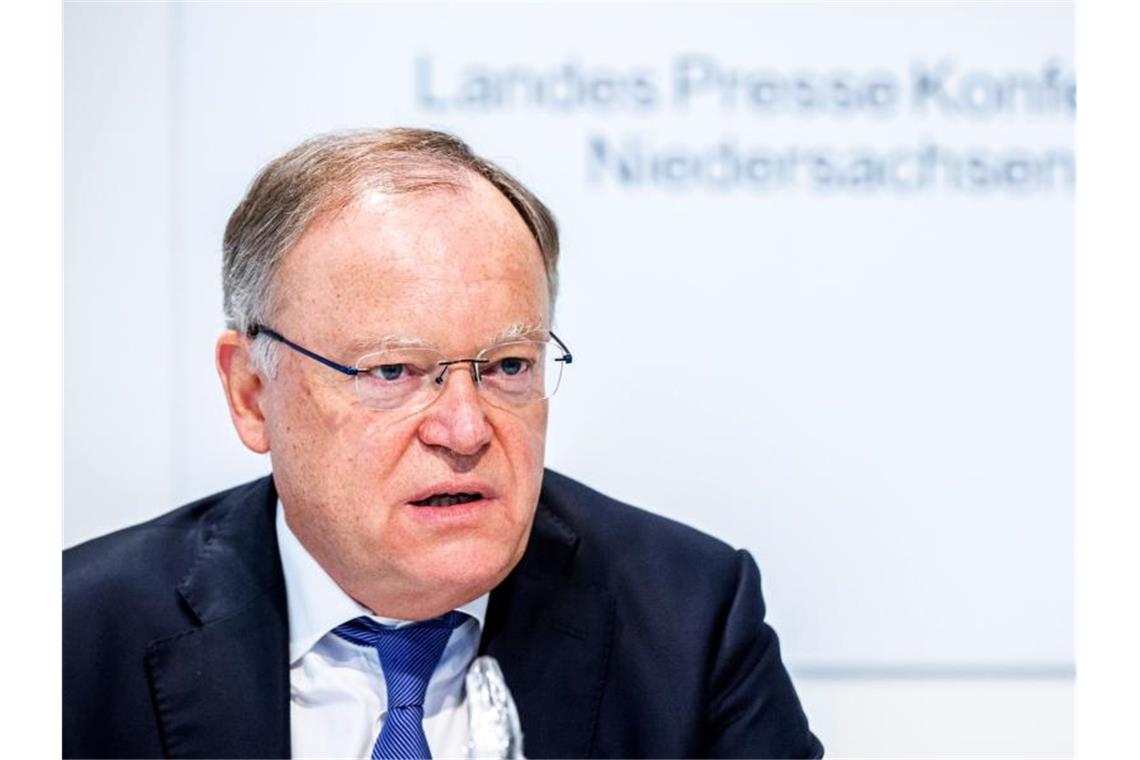 Der SPD-Politiker Stephan Weil während einer Pressekonferenz im Landtag. Foto: Hauke-Christian Dittrich/dpa