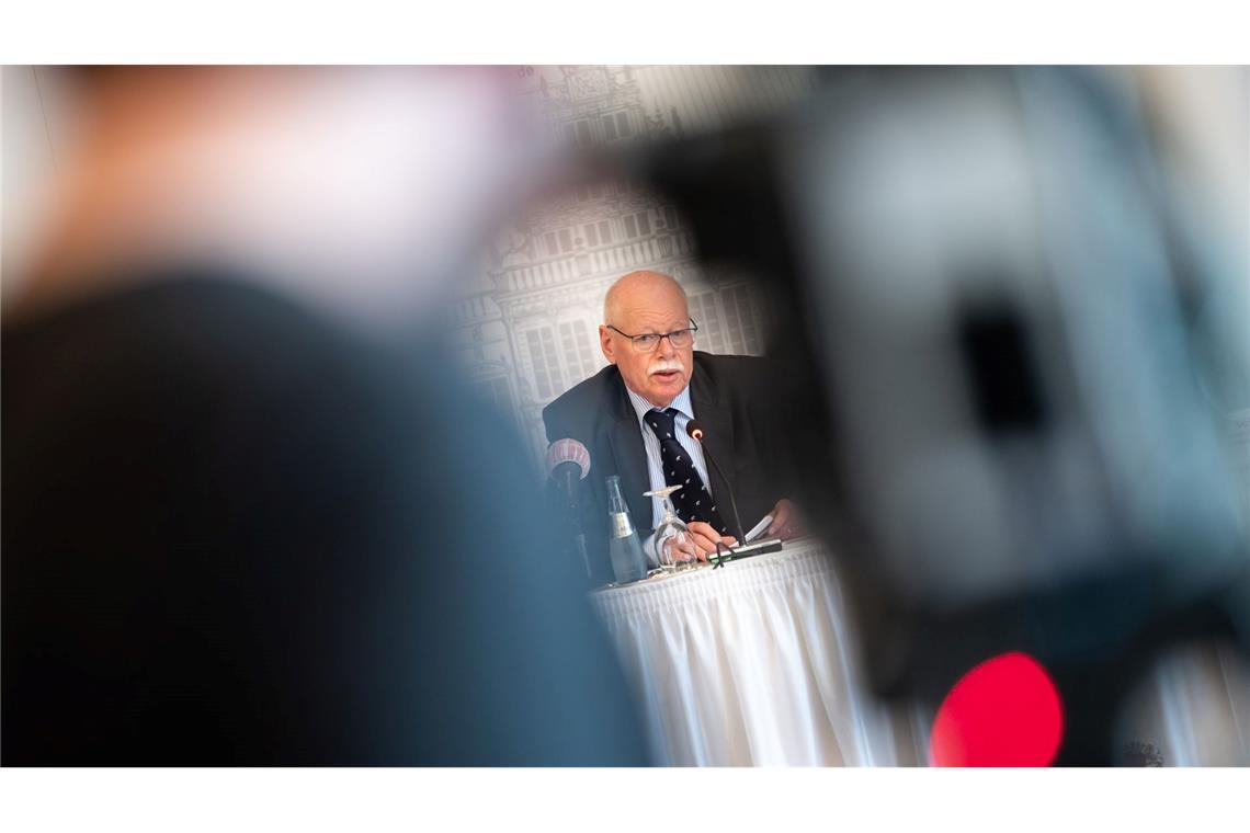 Bremens Innensenator Ulrich Mäurer hört Ende des Jahres auf Der SPD-Politiker wird sich von seinem Amt zurückziehen. (Archivfoto)