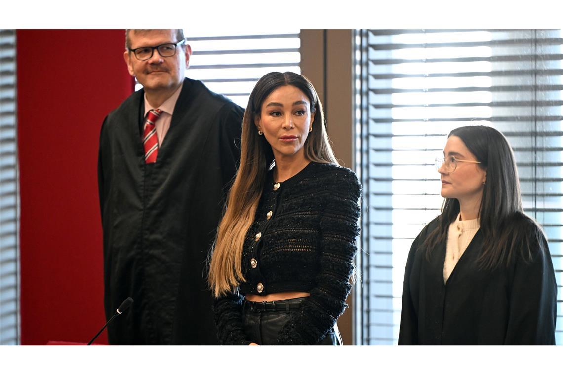 Der spektakuläre Einbruch in die Villa von TV-Moderatorin Verona Pooth von Heiligabend 2021 ist bisher unaufgeklärt.