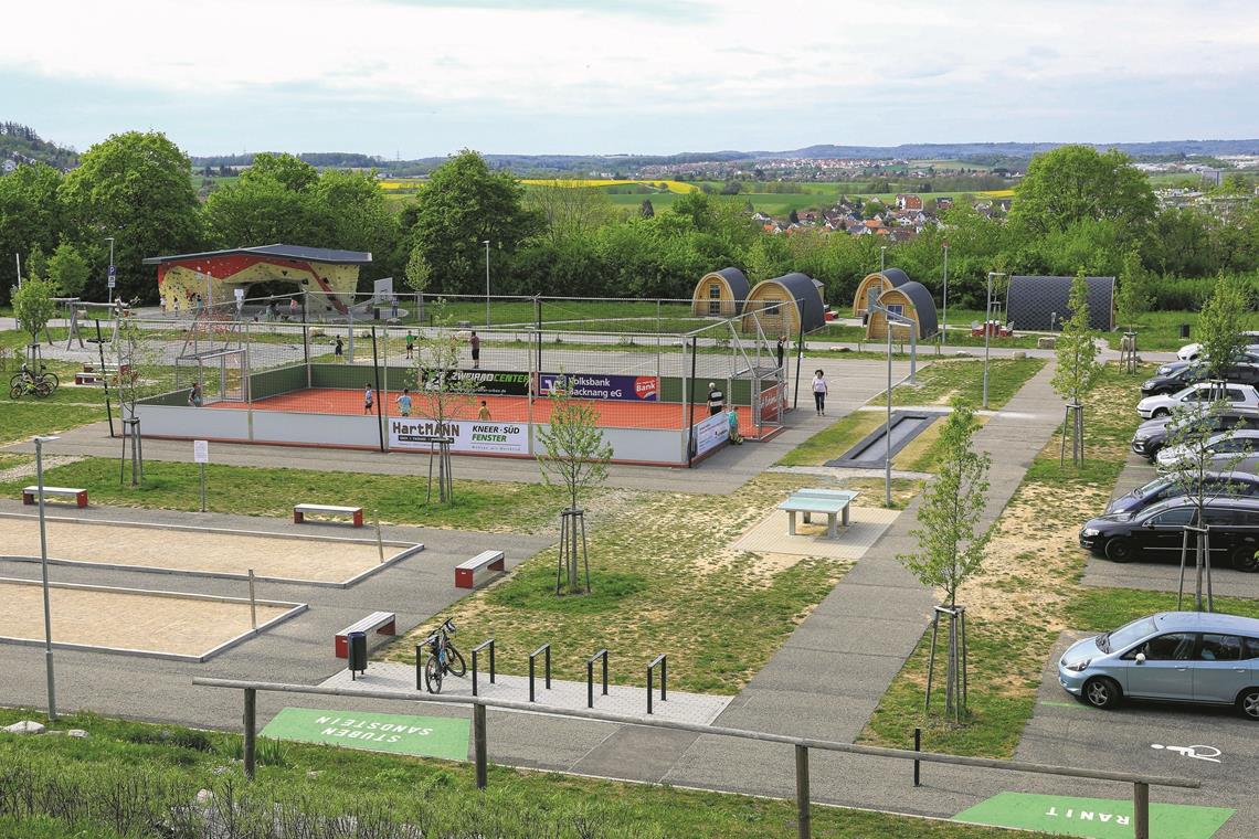 Besucher aus aller Welt Der Sporterlebnispark in Allmersbach im Tal wird gut von den Allmersbachern angenommen – und auch von Touristen. Foto: A. Becher