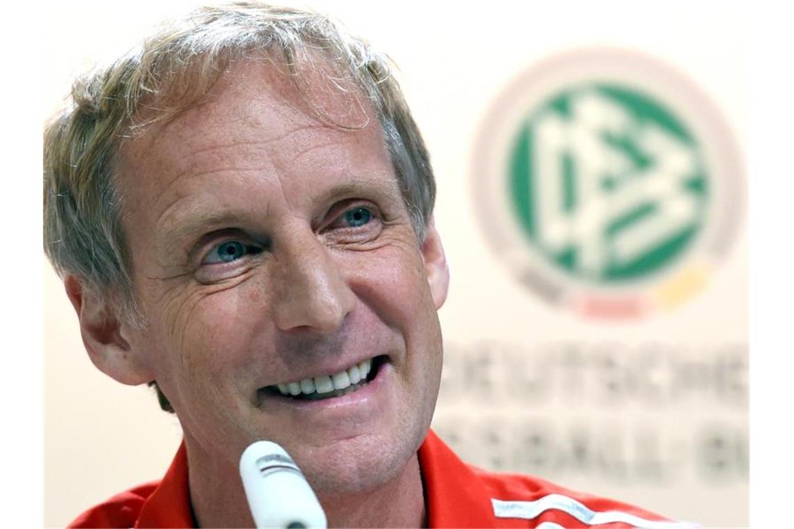 Sportpsychologe: „Die Spieltage werden Geschichte schreiben“ Der Sportpsychologe Hans-Dieter Hermann arbeitet seit vielen Jahren beim DFB mit dem Nationalteam von Bundestrainer Joachim Löw. Foto: Andreas Gebert/dpa