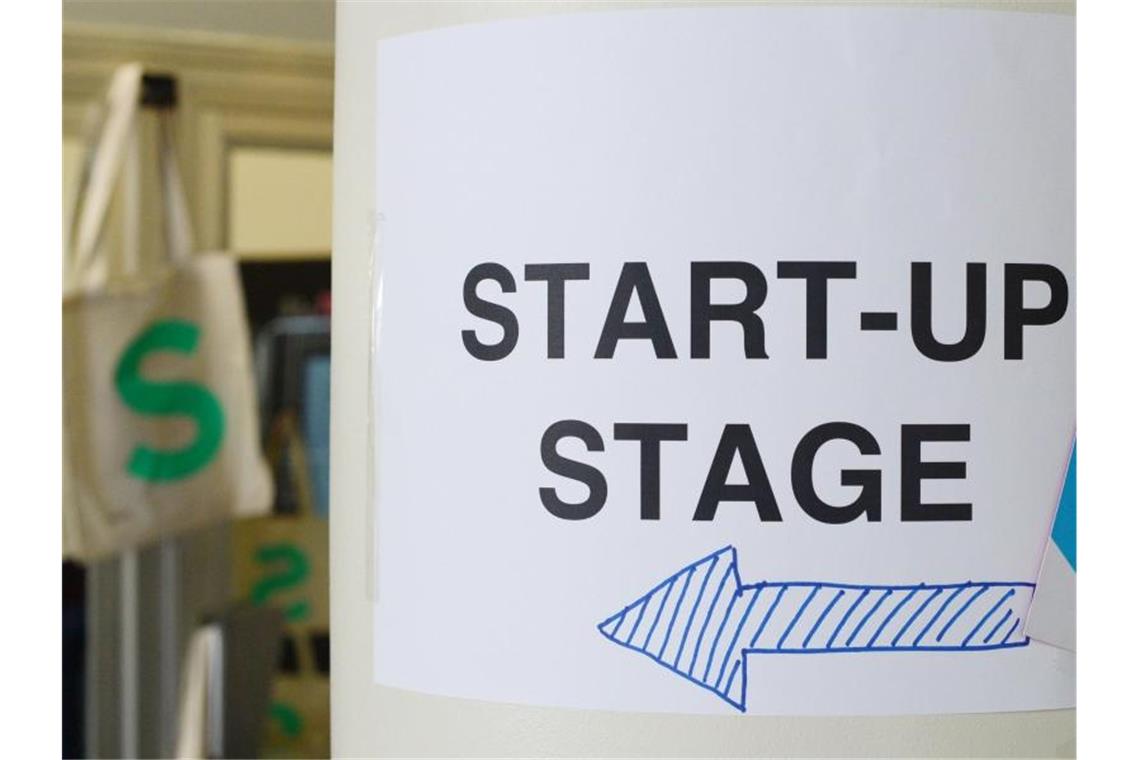 Deutschland bleibt steiniges Pflaster für Start-ups Der Staat fördert mittlerweile die Gründung von Start-ups - doch heimische Geldgeber, die Jungunternehmen nach der Gründungsphase weiteres Wachstum ermöglichen, fehlen nach wie vor. Foto: Jens Kalaene/zb/dpa