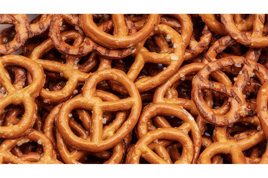 Streit um Salzbrezeln eskaliert Der Stein des Anstoßes: kleine Salzbrezeln. (Symbolbild)
