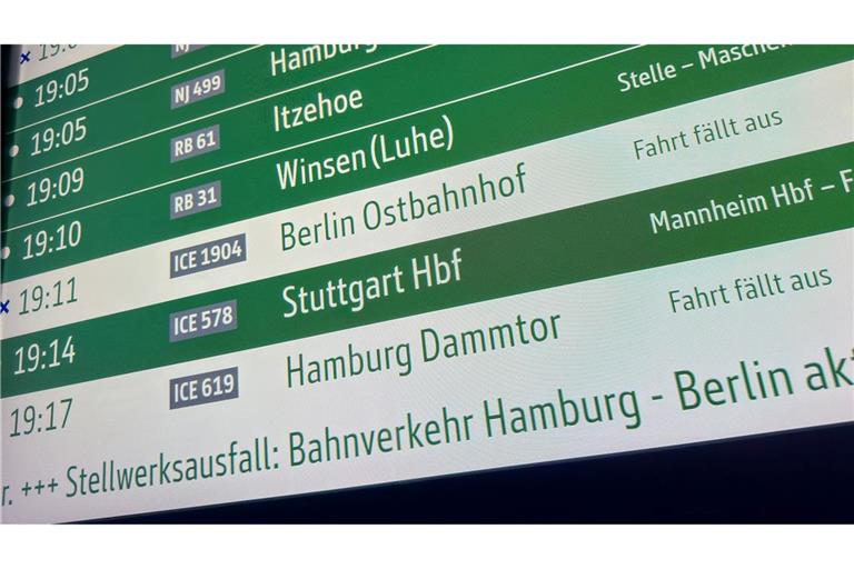 Der Stellwerkausfall bei Lüneburg ist laut Bahn behoben. Der Verkehr zwischen Hamburg und Berlin rollt wieder an.