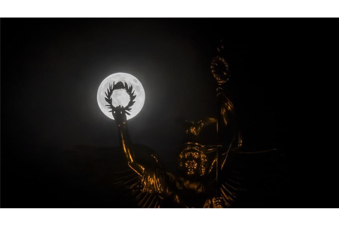 Supermond leuchtet am Himmel – die besten Bilder