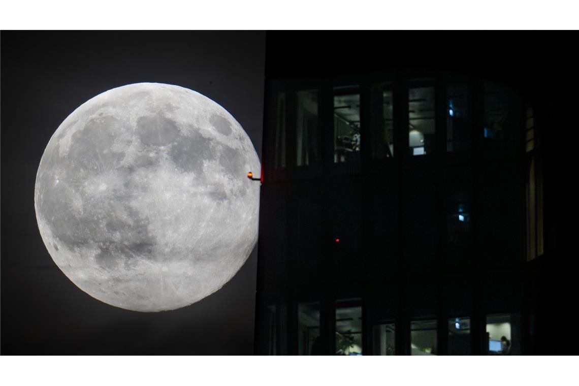 Supermond leuchtet am Himmel – die besten Bilder
