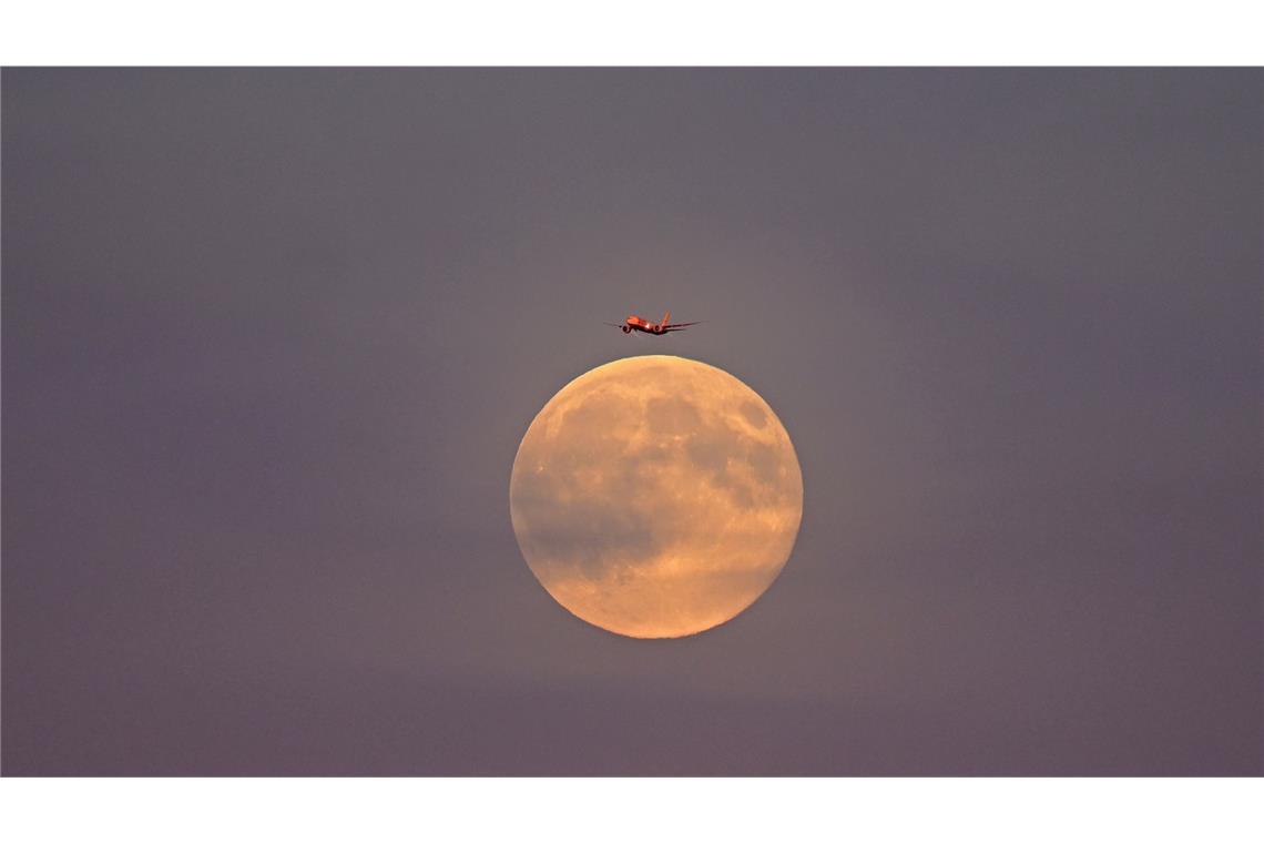 Supermond leuchtet am Himmel – die besten Bilder