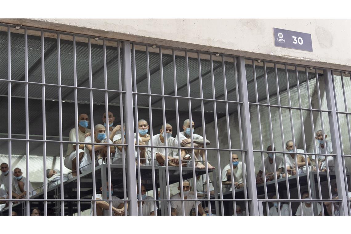 Supreme Court setzt Abschiebung von Venezolanern weiter aus Der Supreme Court setzt Abschiebung von Venezolanern nach El Salvador weiter aus. (Archivbild)