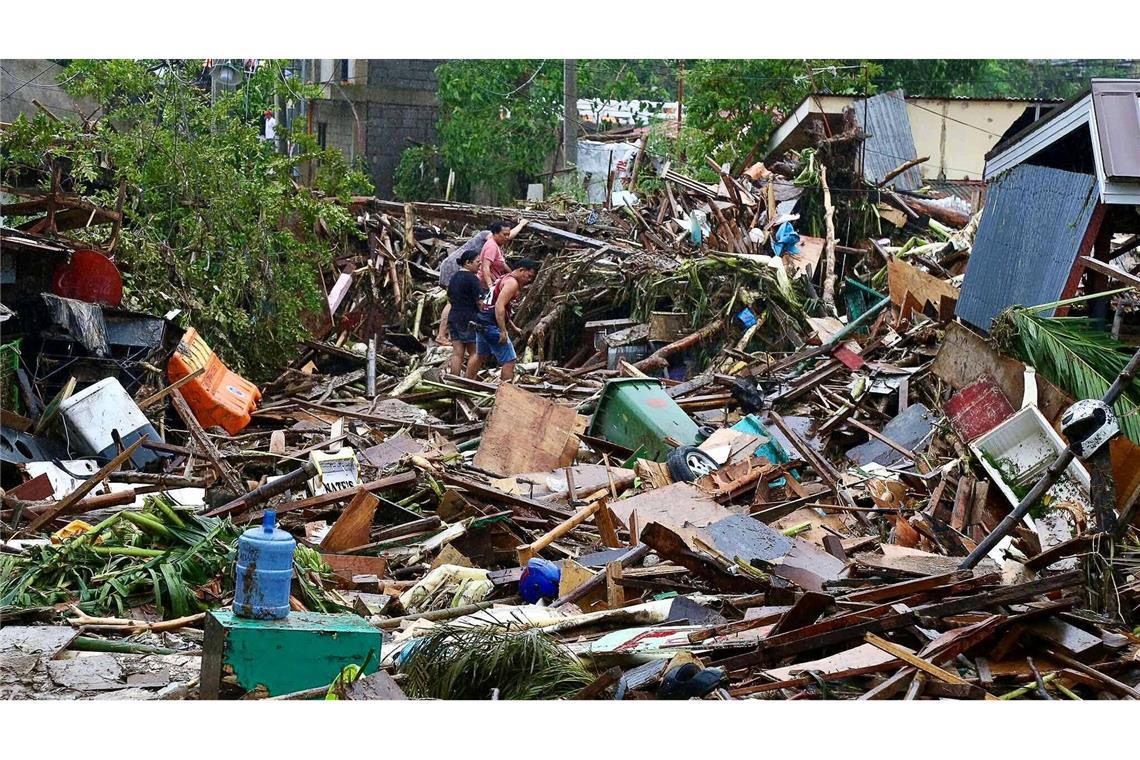 Der Taifun hatte mit heftigen Böen gewütet.