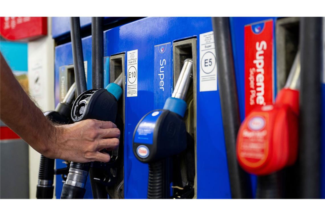 Der Tankrabatt  kann zum 1. Mai kommen (Symbolbild).
