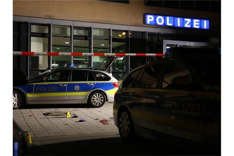 Der Tatort vor einer Polizeistation in Gelsenkirchen Anfang Januar. Foto: Rene werner/IDA NewsMedia/dpa