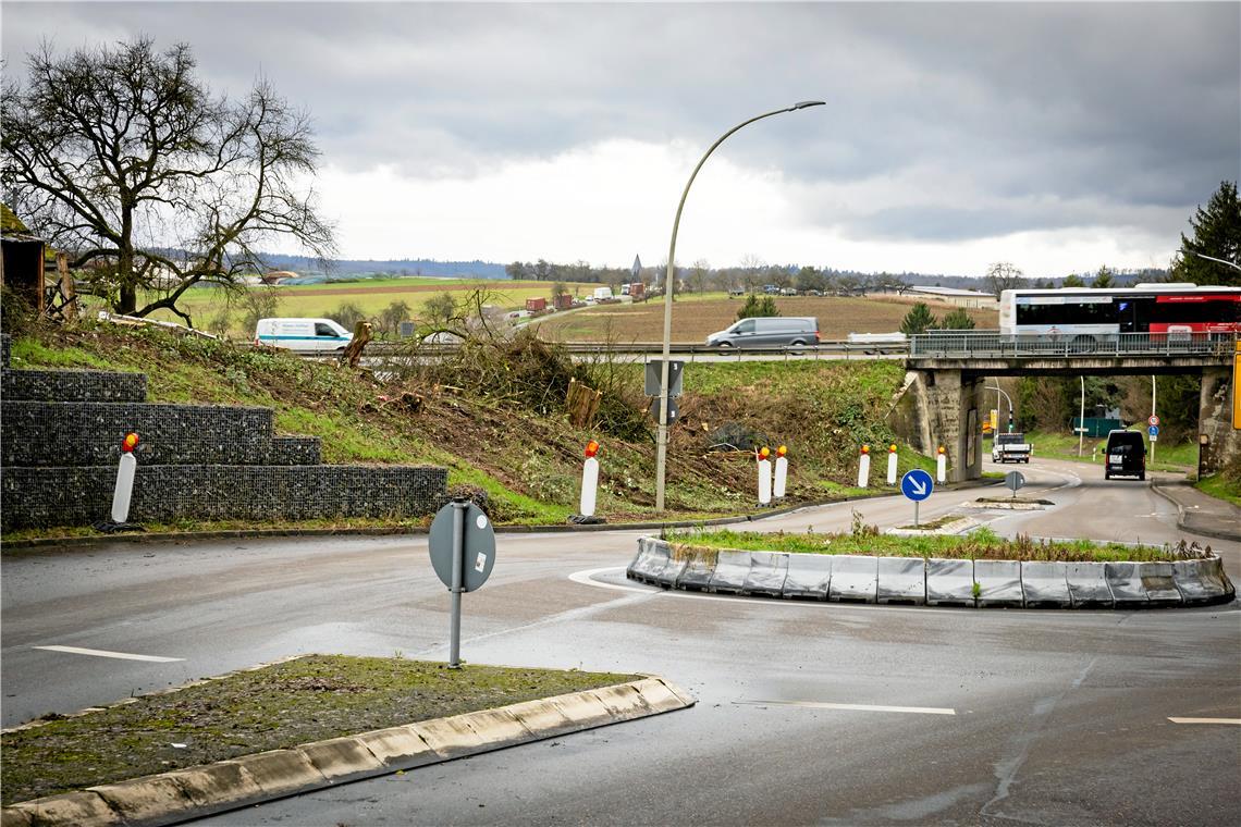 Der temporäre Kreisverkehr soll ab kommender Woche abgebaut werden. Archivfoto: Alexander Becher
