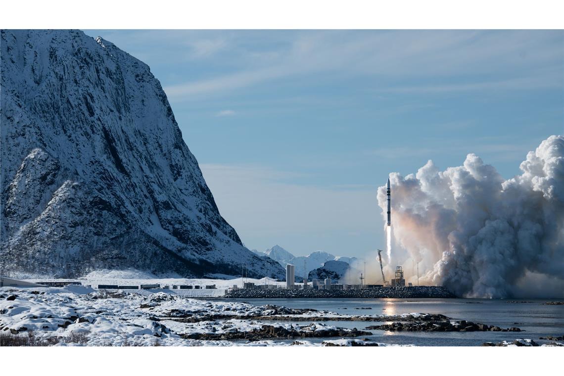 Raketenbauer Isar Aerospace bekommt EU-Aufträge Der Teststart der "Spectrum"-Rakete des deutschen Herstellers Isar Aerospace im März. Das Unternehmen hat die Testphase seiner Rakete noch nicht abgeschlossen, aber bereits kommerzielle Aufträge im Buch. (Archivbild)