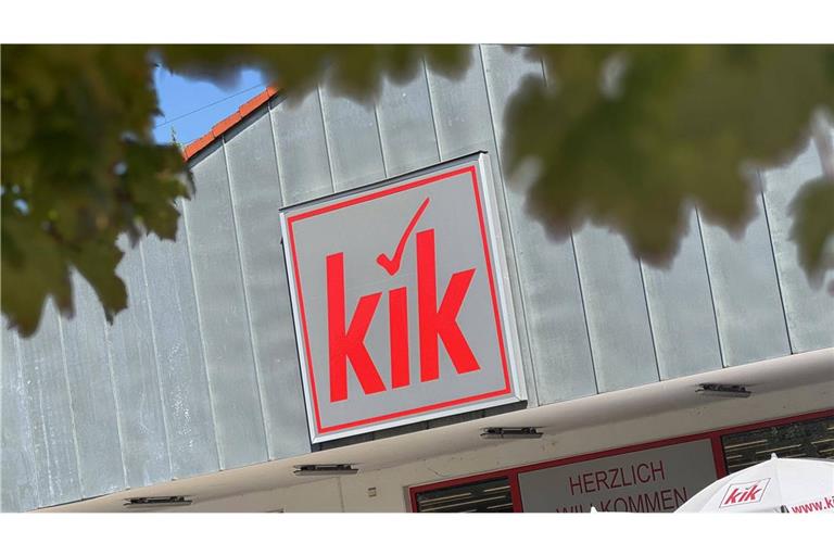 Der Textil- und Haushaltswaren-Discounter Kik schließt in diesem Jahr Hunderte Filialen. (Symbolbild)