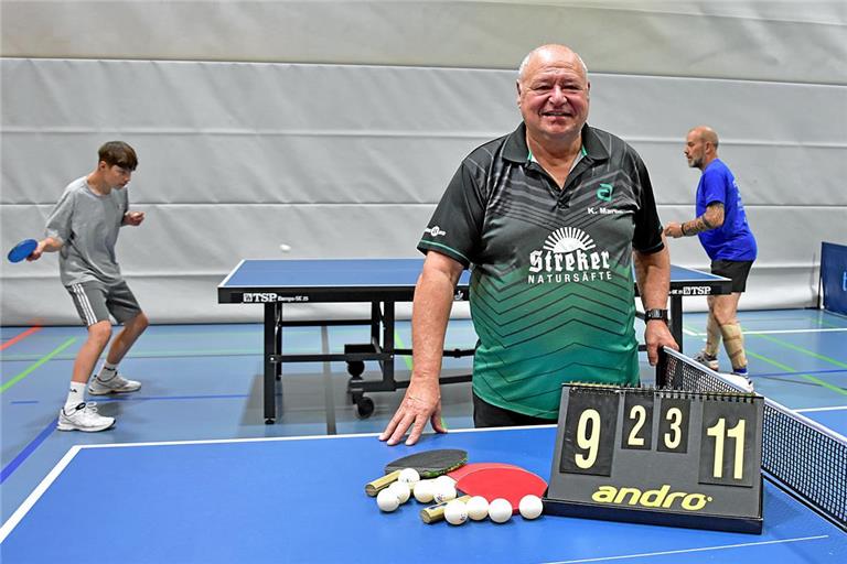 Der Tischtennissport spielt im Leben von Klaus Martin seit über einem halben Jahrhundert eine Hauptrolle. Foto: Tobias Sellmaier