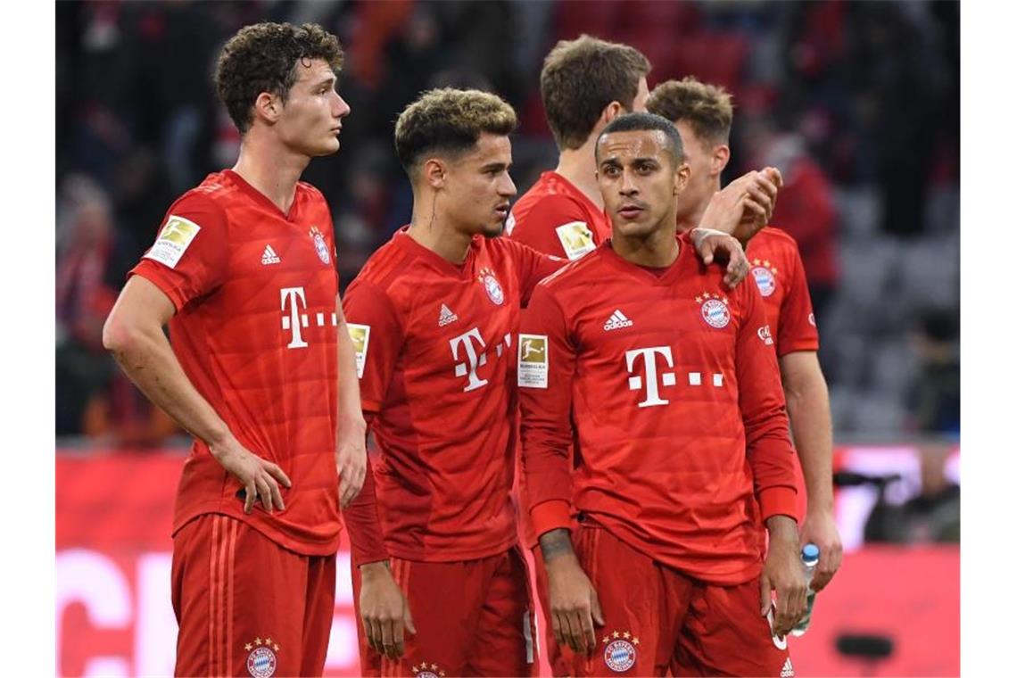 Nullnummer mit Gewinner: Titelkampf bleibt „sehr spannend“ Der Titelkampf in der Bundesliga bleibt nach dem torlosen Unentschieden zwischen dem FC Bayern München und RB Leipzig spannend. Foto: Matthias Balk/dpa
