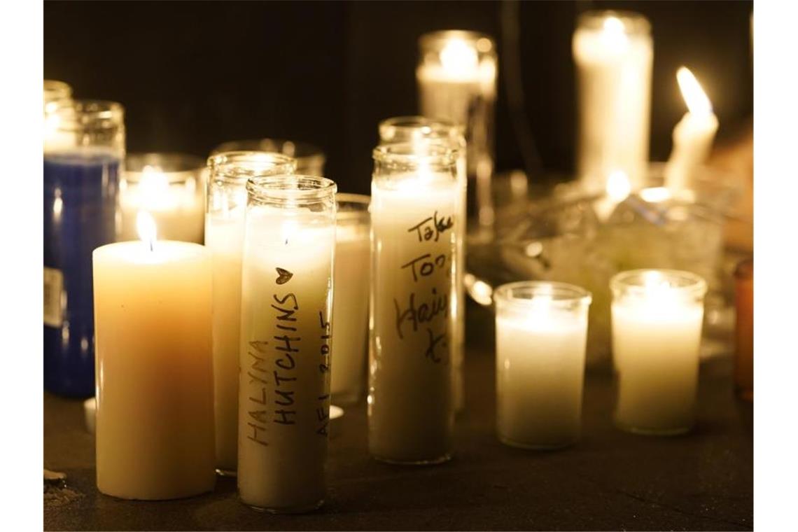 Scharfe Munition und schwere Fehler bei Hollywood-Dreh Der tödliche Zwischenfall ereignete sich bei Dreharbeiten zum Western „Rust“. Die getötete Halyna Hutchins arbeitete dort als hauptverantwortliche Kamerafrau. Foto: Chris Pizzello/AP/dpa
