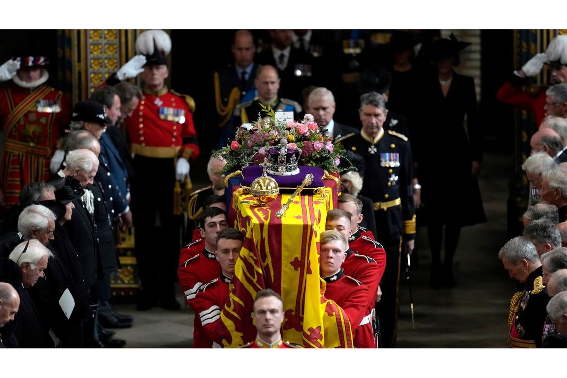 Tod von Papst oder Queen: Warum bewegt einen das eigentlich?