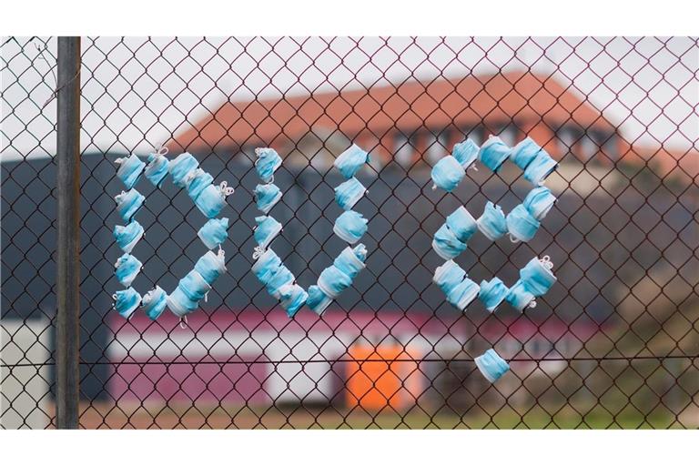 Der Trend geht für viele zum "Du". (Symbolbild)