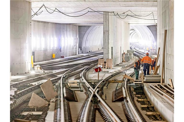 Der Tunnelbau beim Bahnprojekt Stuttgart 21 hielt manche Herausforderung bereit. Nun muss ein Teil des Fluchtwegekonzepts überarbeitet werden.