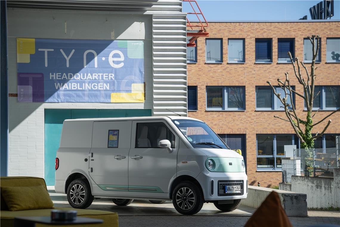 Eine neue Automarke aus Waiblingen Der TX1 ist das kleinste Fahrzeug in der Produktfamilie des neuen Unternehmens Tyn-e. Mit den elektrisch betriebenen Transportern will das junge Unternehmen aus Waiblingen den Lieferverkehr in Städten revolutionieren. Fotos: Heiko Potthoff