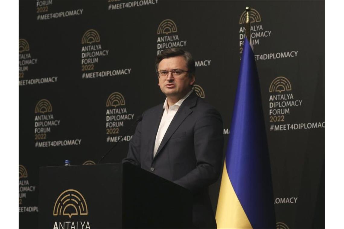 Treffen der Kriegsparteien - Frieden ist nicht in Sicht Der ukrainische Außenminister Dmytro Kuleba in Antalya. Statt der von Moskau geforderten Kapitulation gibt es aus Kiew eine Kampfansage. Foto: Uncredited/AP/dpa