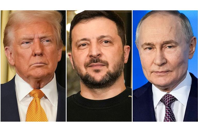 Der ukrainische Staatsoberhaupt Wolodymyr Selenskyj (Mitte) und Kremlchef Wladimir Putin (rechts) wollen den Friedensplan von US-Präsident Donald Trump nun inhaltlich erörtern. (Archivbild)