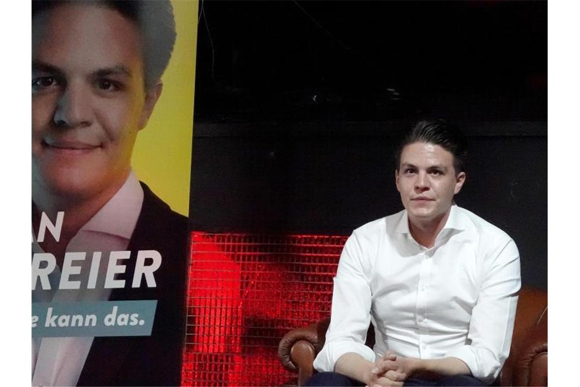 „Schlagdistanz zu Platzhirschen“: Kandidat Schreier erfreut Der unabhängige OB-Kandidat Marian Schreier stellt sein Wahlprogramm vor. Foto: Felix Schröder/dpa/Archivbild