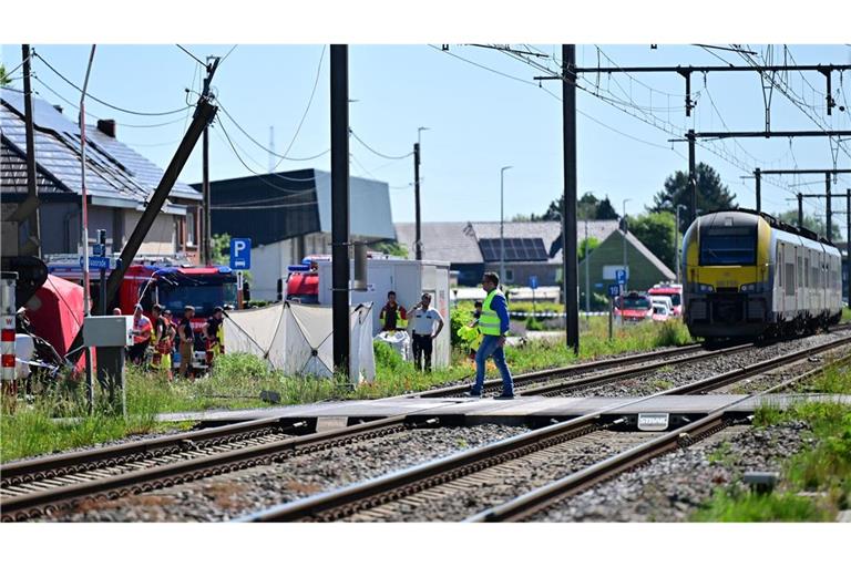 Der Unfall ereignet sich Medienberichten zufolge gegen 8.15 Uhr.
