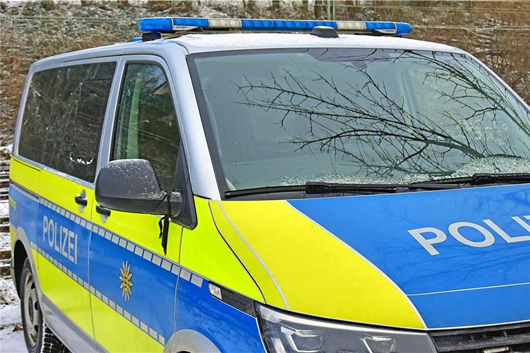 Der Unfall hat sich laut Polizei in der Weissacher Straße ereignet. Symbolfoto: Tobias Sellmaier