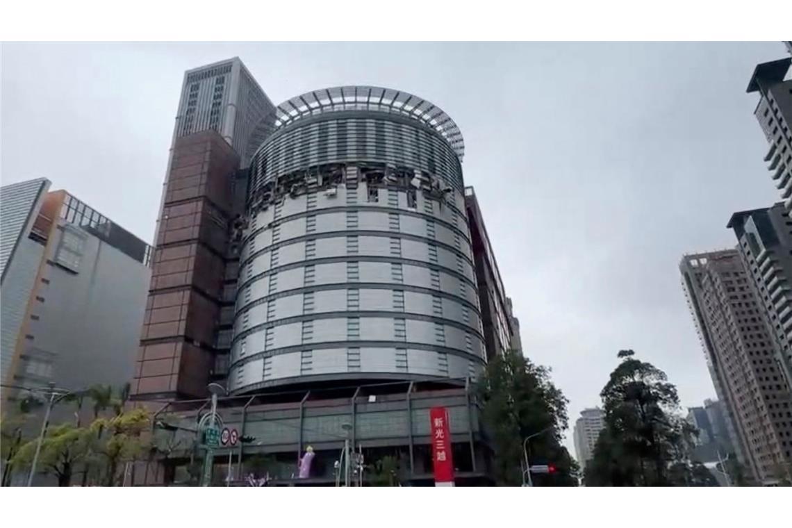 Mehrere Tote bei Kaufhaus-Explosion in Taiwan
